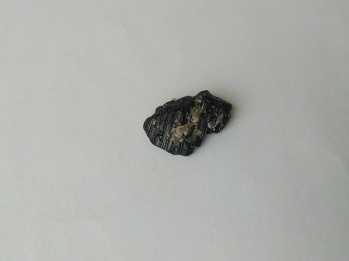 سنگ تورمالین سیاه (کد580)